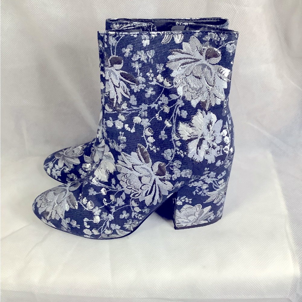Merona women’s boots